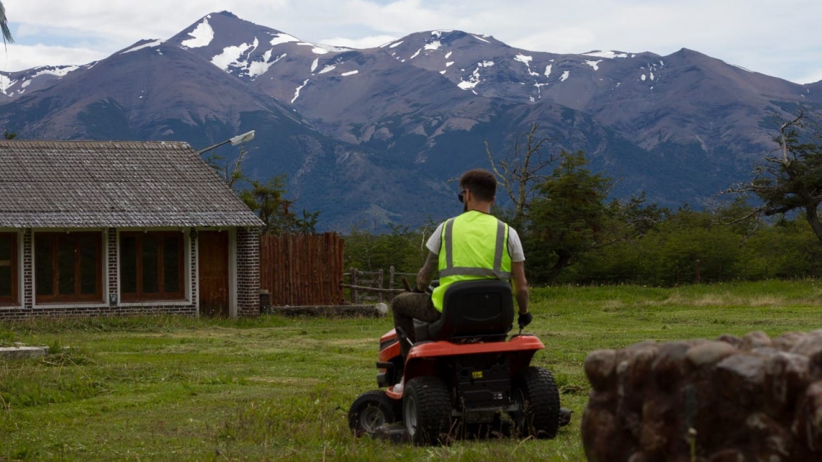 Vialidad Provincial inició el reacondicionamiento de la planta estable de Lago Roca