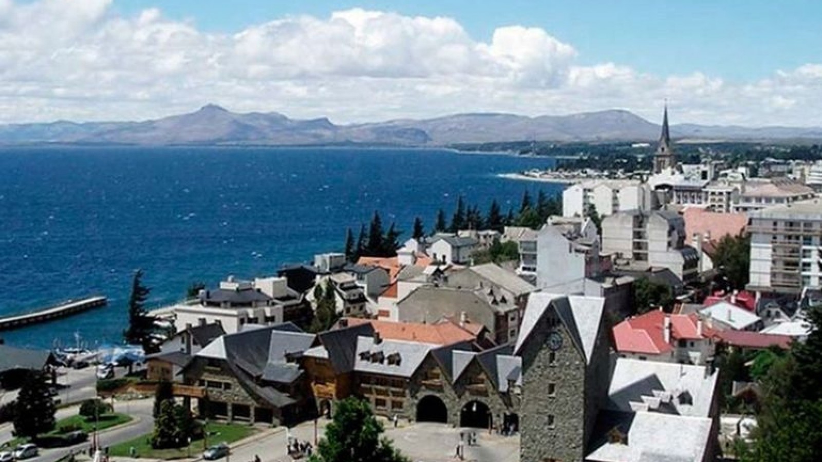 Por la suba de casos de COVID-19: Bariloche reprograma por 6 días los viajes de egresados