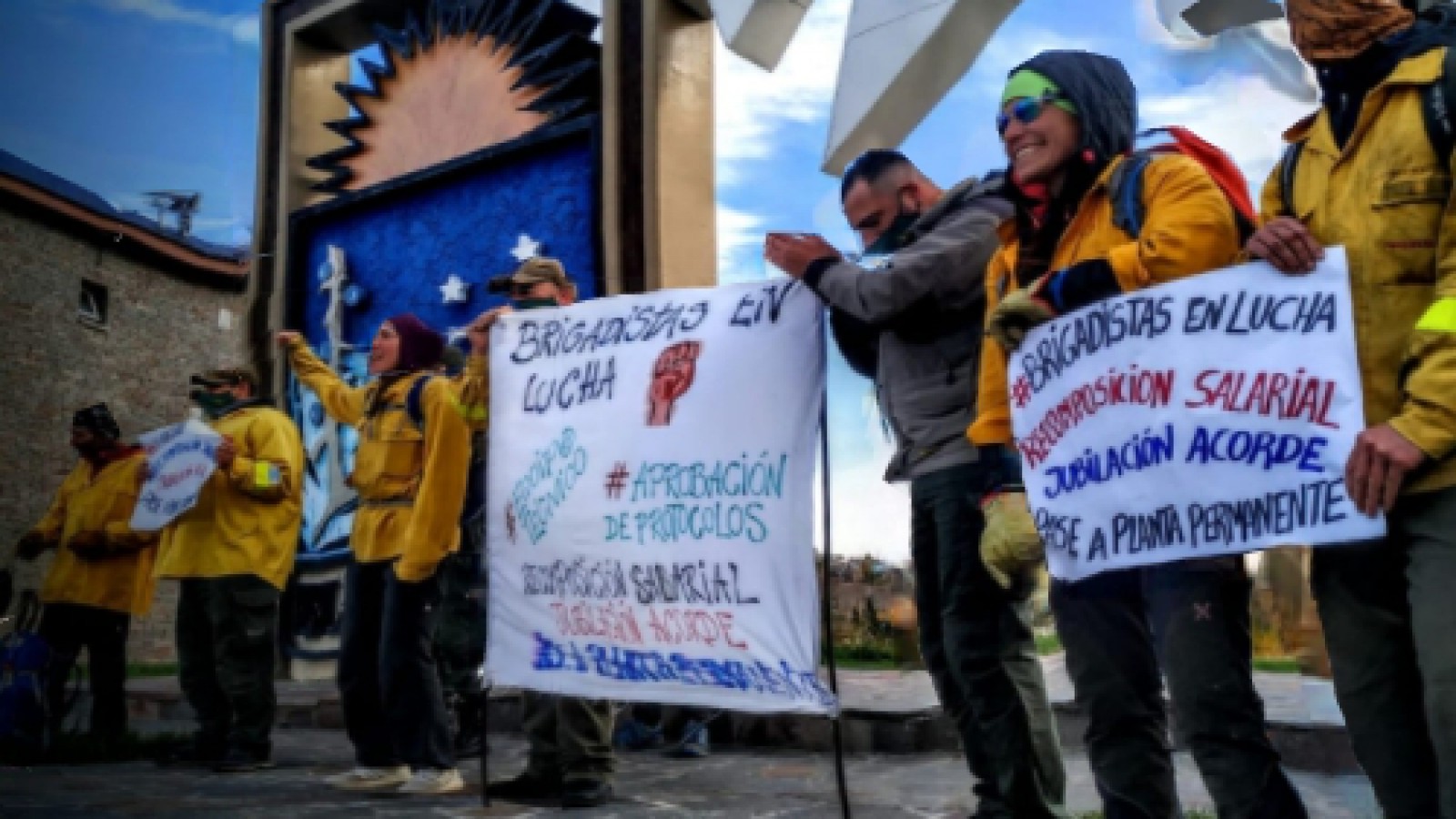 Brigadistas de El Chaltén lograron una de sus demandas: se firmaron los primeros protocolos de atención de emergencias
