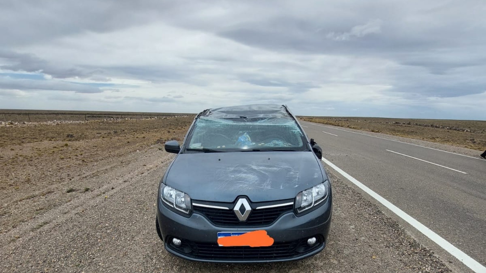 Volcó a kilómetros de Tres Cerros: se habría quedado dormido