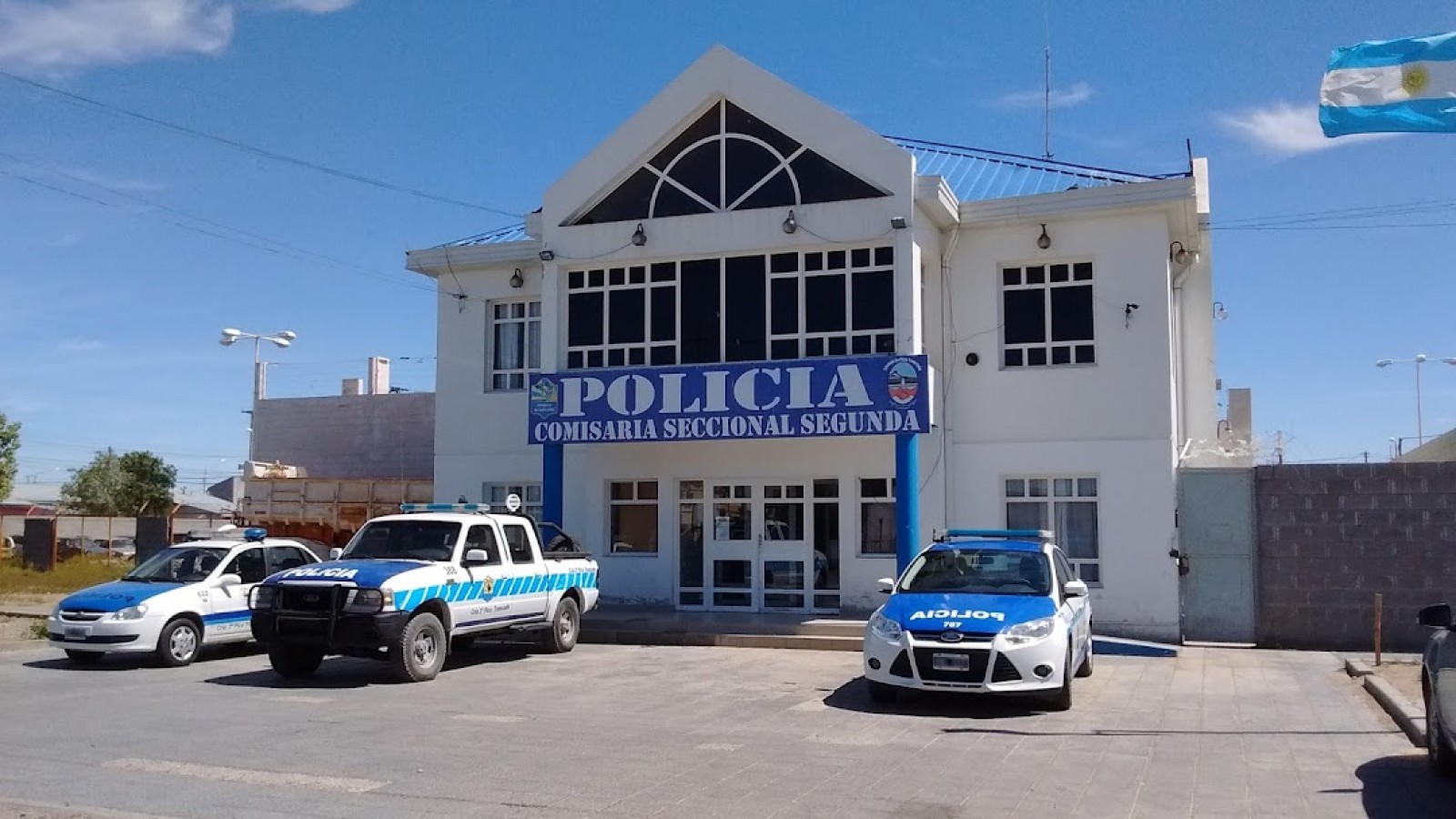 Almorzaba con un amigo fue golpeado y apuñalado, ahora está en terapia intensiva