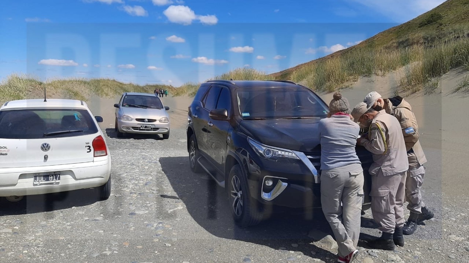 Intensa búsqueda de un hombre desaparecido tras navegar en un bote inflable