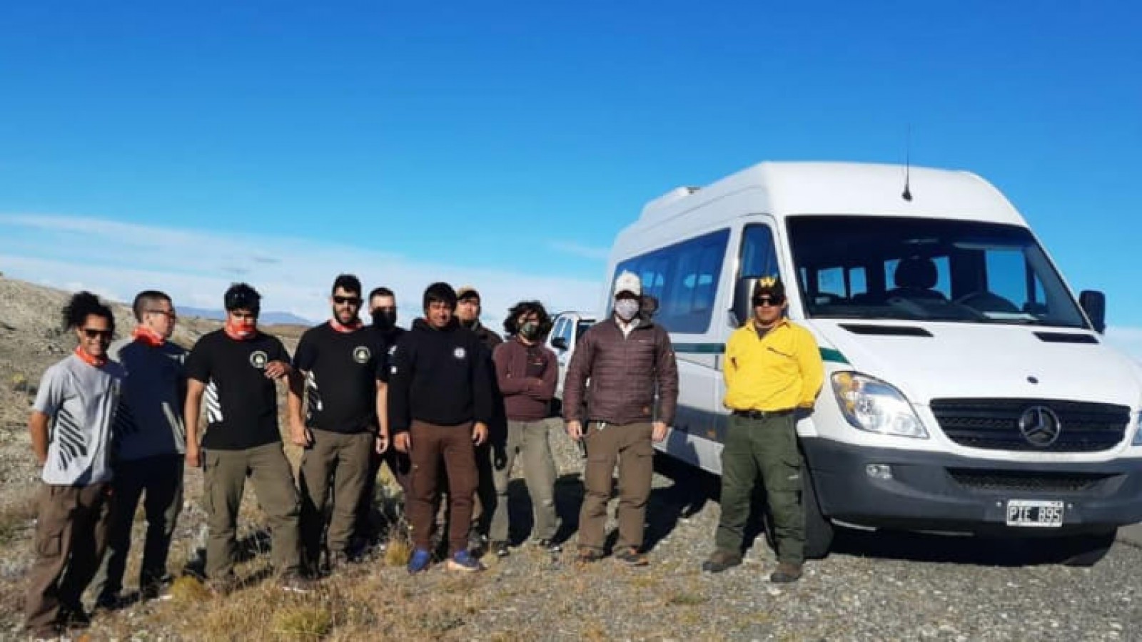 Brigadistas de Santa Cruz y Tierra del Fuego se suman a los combates de Incendios en Patagonia Norte