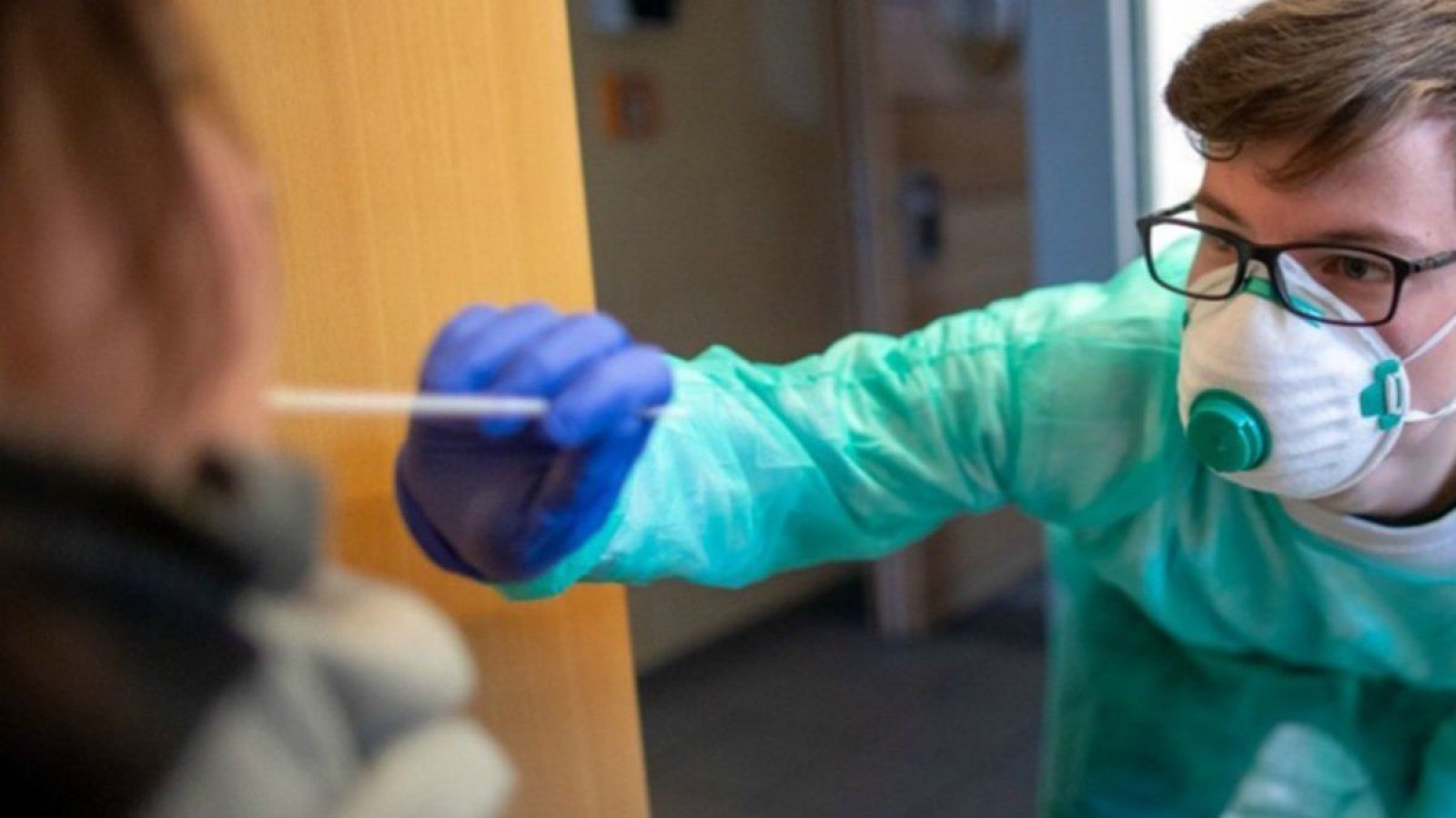 Positivos resultados de un tratamiento anticovid que neutraliza la variante ómicron