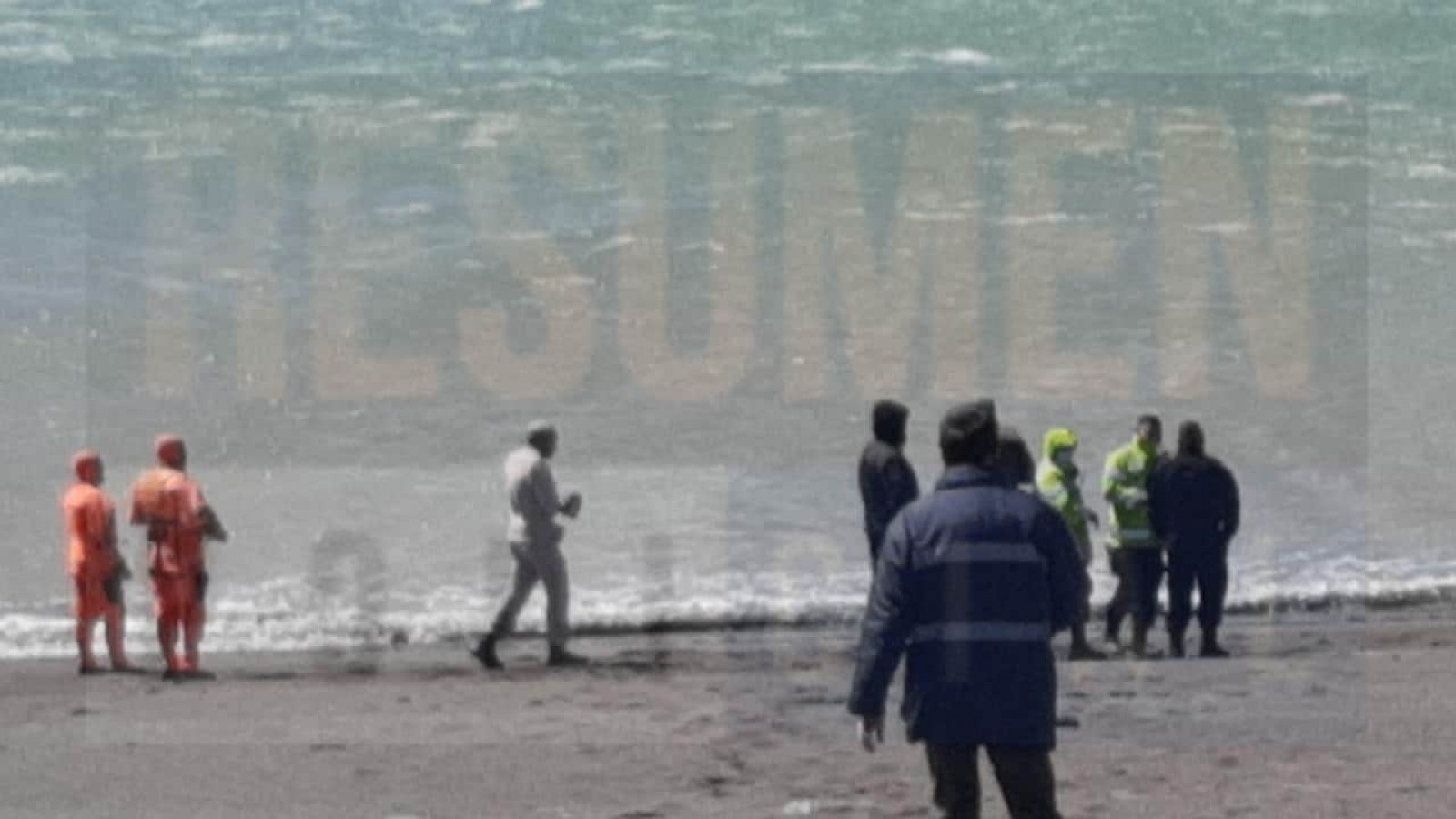 Último momento: Visualizan en la búsqueda del docente Buchieri un bulto por el sector de Punta Popper