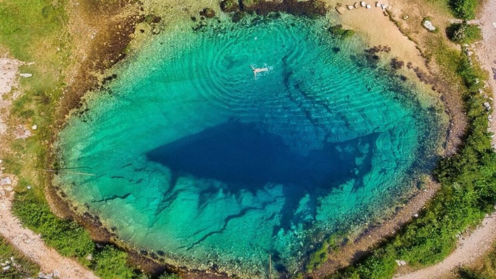 El "ojo de la Tierra" es una de las muchas maravillas naturales que esconde Croacia. Créditos: Ivan Banovic.