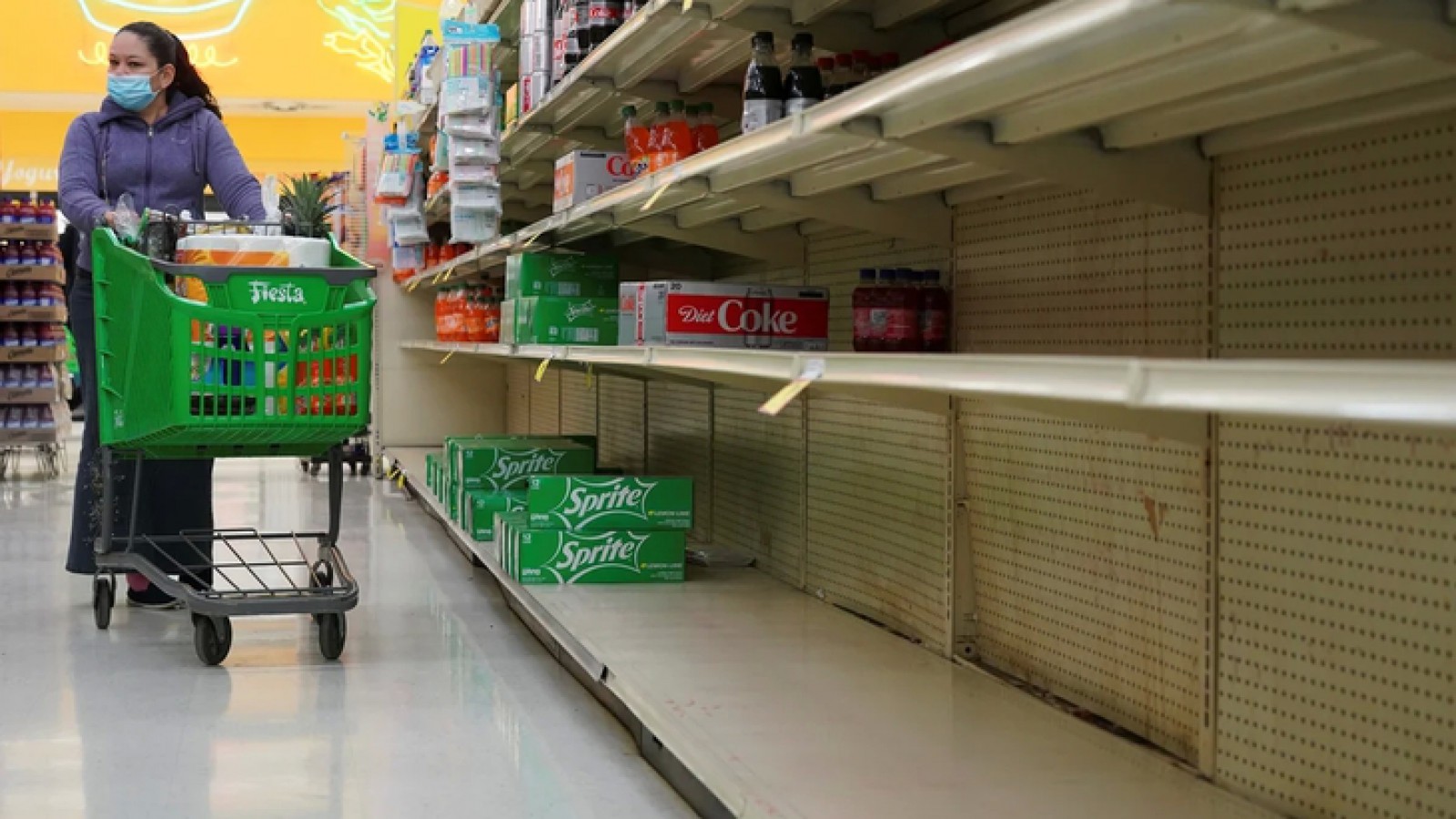 Desabastecimiento en algunos supermercados de EEUU por Omicron y el invierno