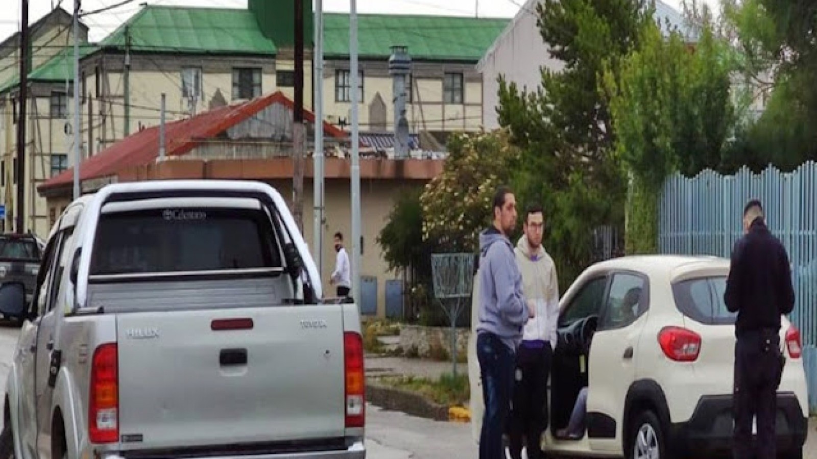 Choque una mujer lesionada y una camioneta incautada