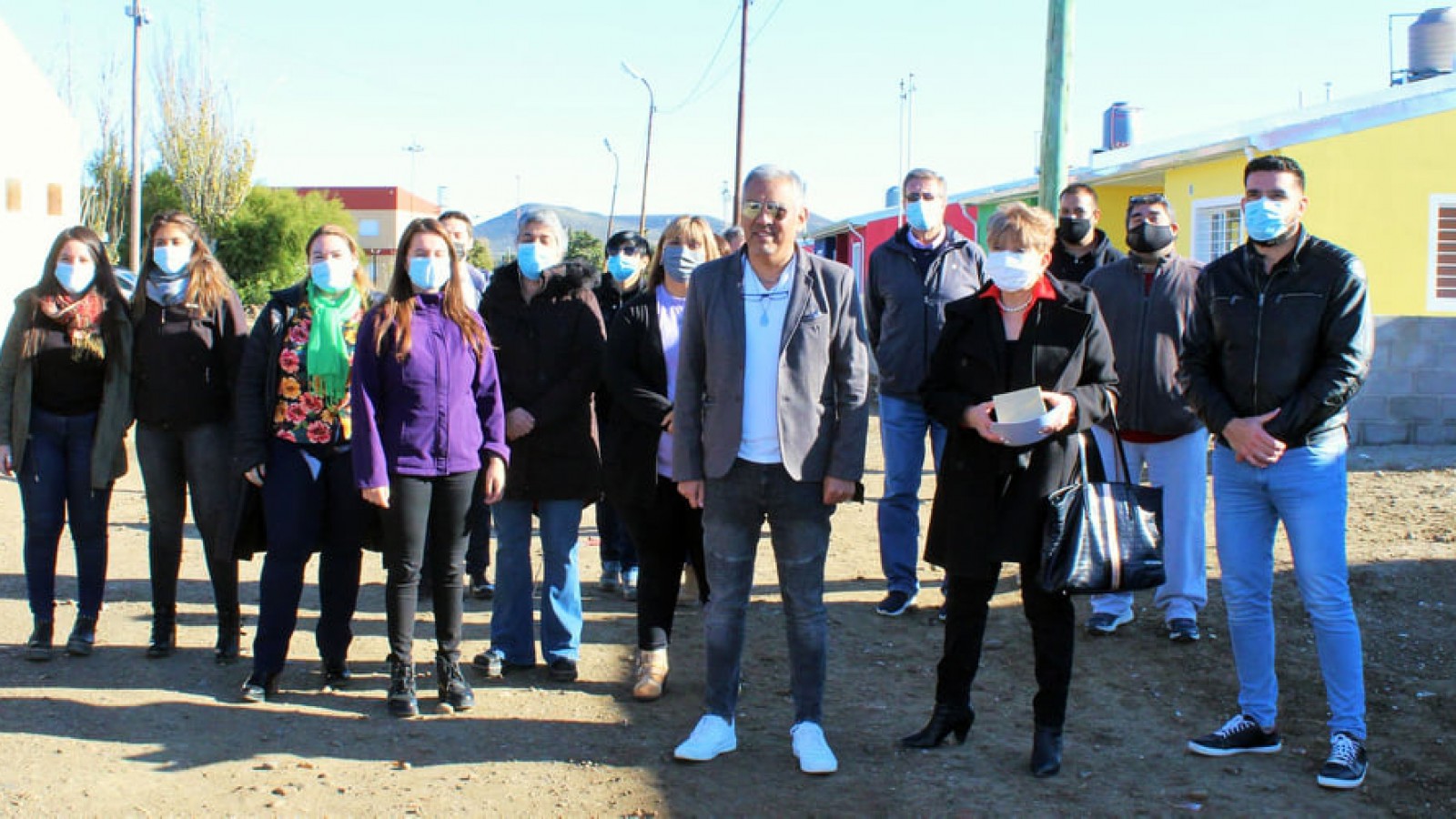 Soloaga y Comuna de Cañadón Seco entregó en custodia las llaves de nuevas viviendas