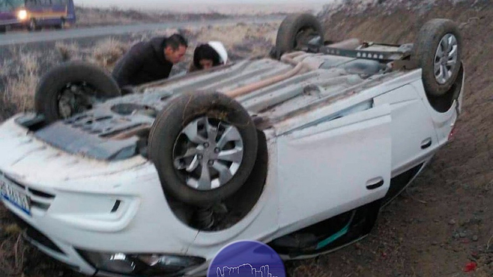 Vuelco a pocos kilómetros de El Calafate