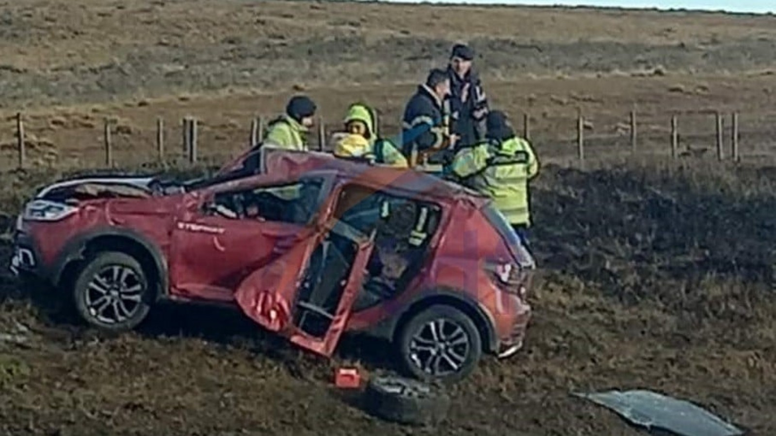 Violento vuelco en la ruta 3 deja a un conductor herido