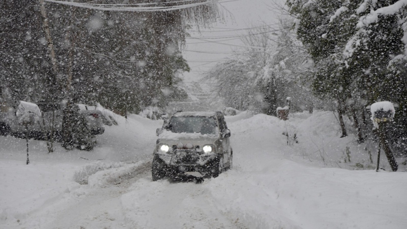 En la zona cordillerana hay intensas nevadas.