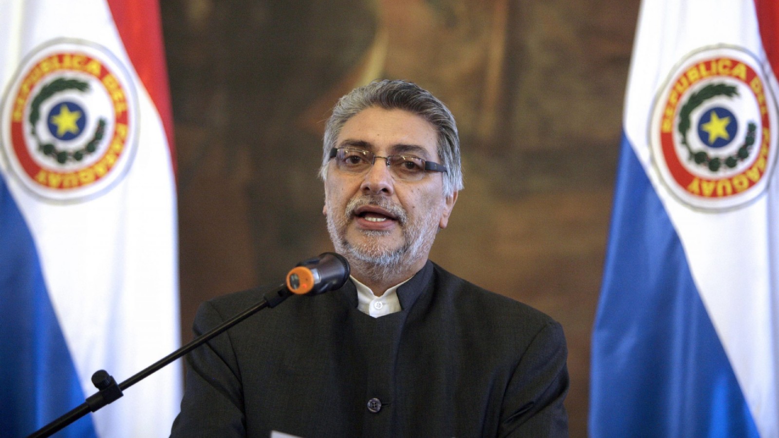 El expresidente paraguayo Lugo, sufrió un ACV y está internado en coma inducido