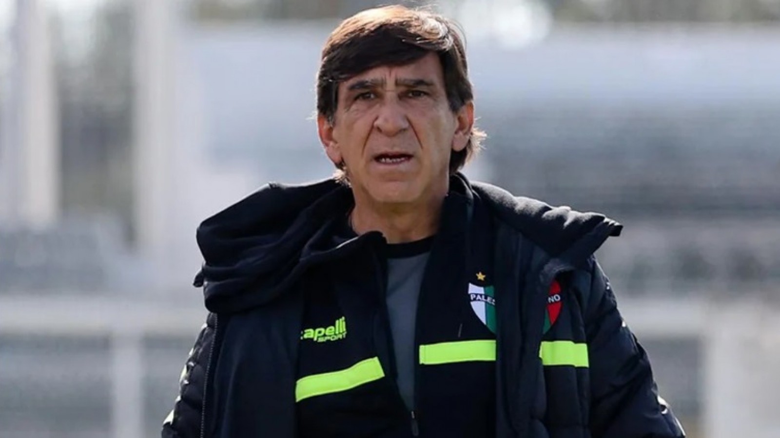 Costas tiene una larga trayectoria en varios equipos del exterior.