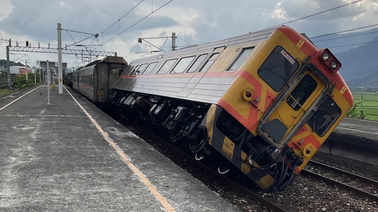 El sismo afectó edificios e infraestructura de Taiwan.