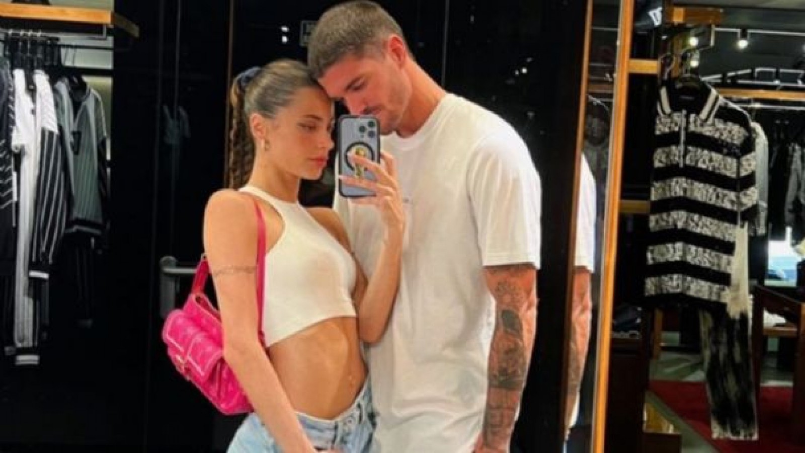 La cantante y el jugador anunciarían su separación