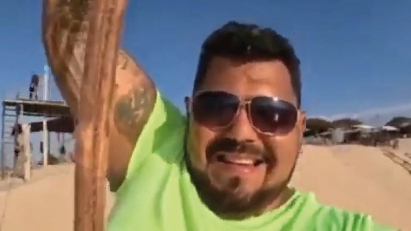 Hombre graba su propia muerta al descender por una tirolesa.