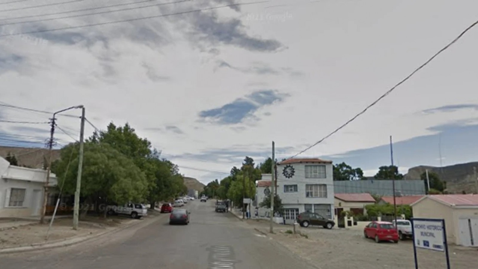 Robó un televisor, fue a esperar el colectivo y lo sorprendió la Policía