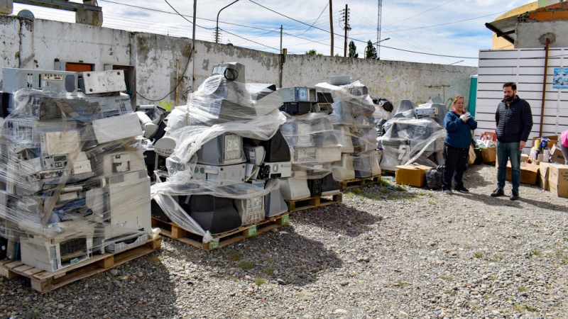 Nueva donación de electrónicos reciclables a la Fundación Garrahan - Diario Nuevo Día