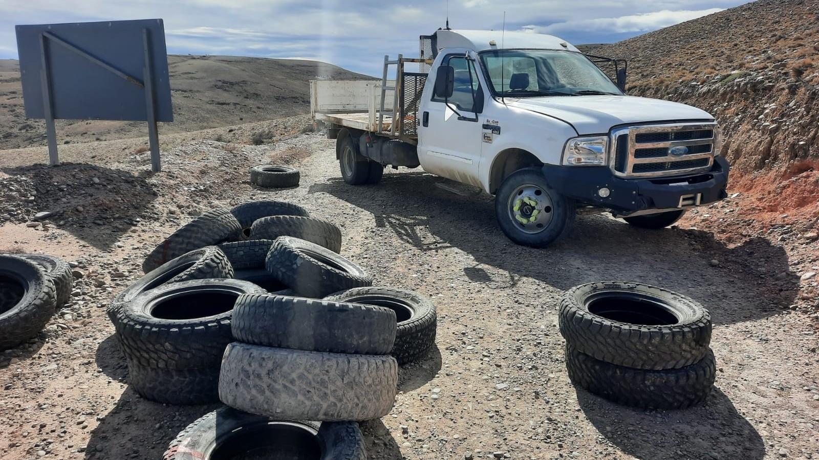 ASIJEMIN inició el paro general con gran adhesión de sus trabajadores, pero denuncia a Newmont Cerro Negro por práctica antisindical