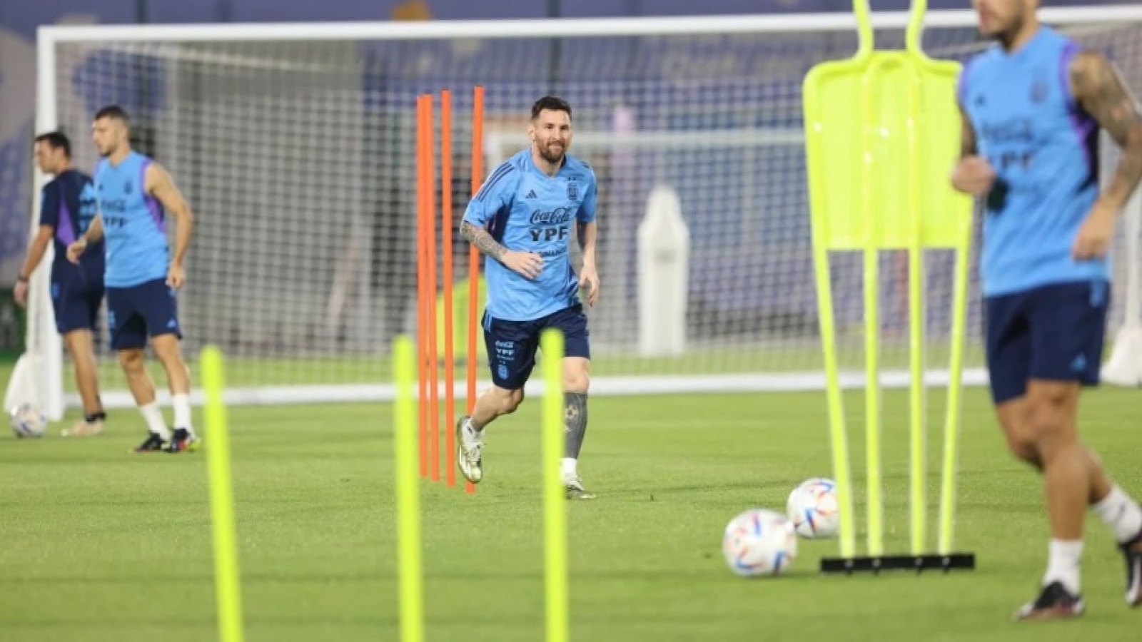 Messi sigue con molestias antes del partido con México. Messi sigue con molestias antes del partido con México. Foto NA: REUTERS