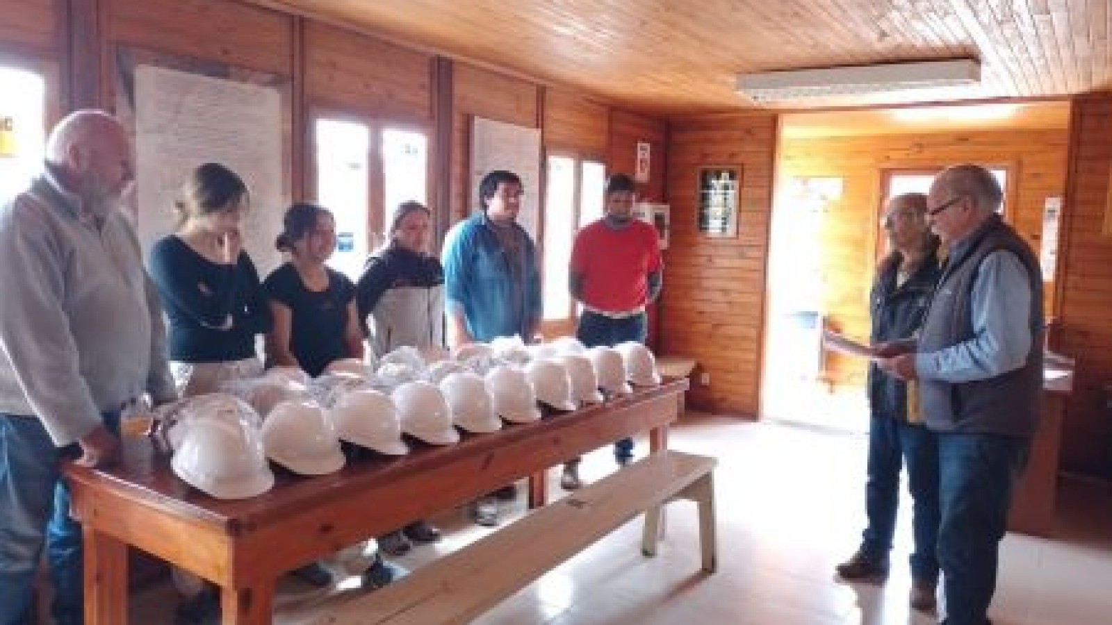 Dieron nuevos elementos de protección para los turistas de la Cueva de las Manos