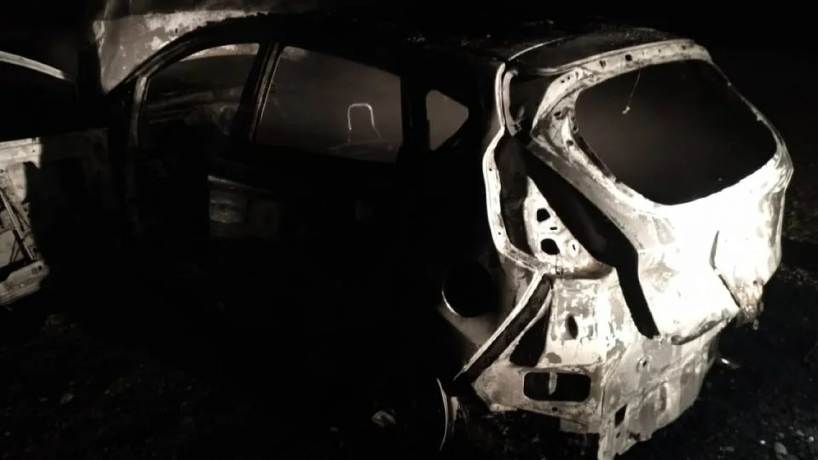 Se incendió un auto radicado en Comodoro en la ruta 40