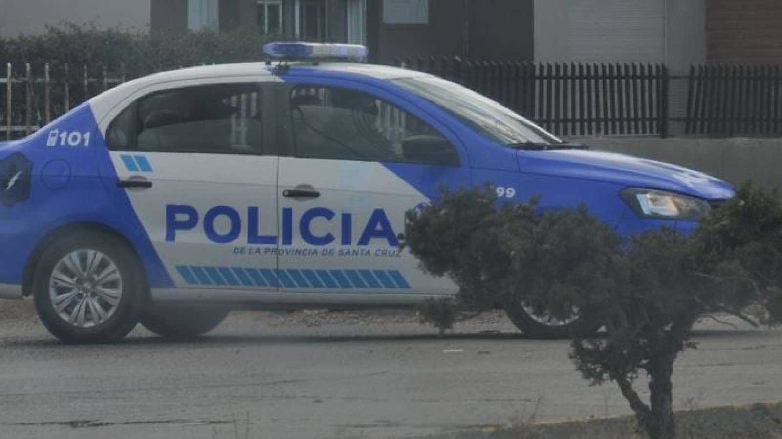 El allanamiento por el hurto de un auto terminó con el secuestro de elementos de interés para la causa.