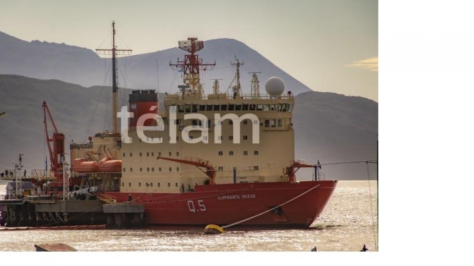 El rompehielos Irizar inicia desde Ushuaia la segunda etapa de la campaña antártica
