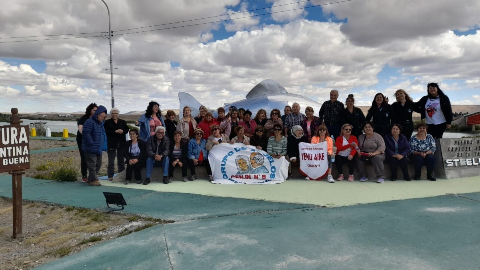 Los abuelos disfrutaron de una amena jornada.