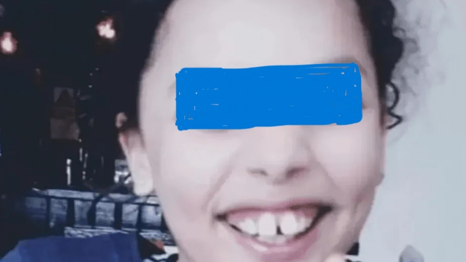 Roció su cama con un desodorante y se fue a dormir: tuvo un paro cardíaco y murió