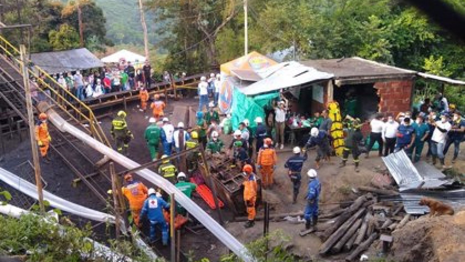 21 muertos por la explosión en las minas en Sutatausa