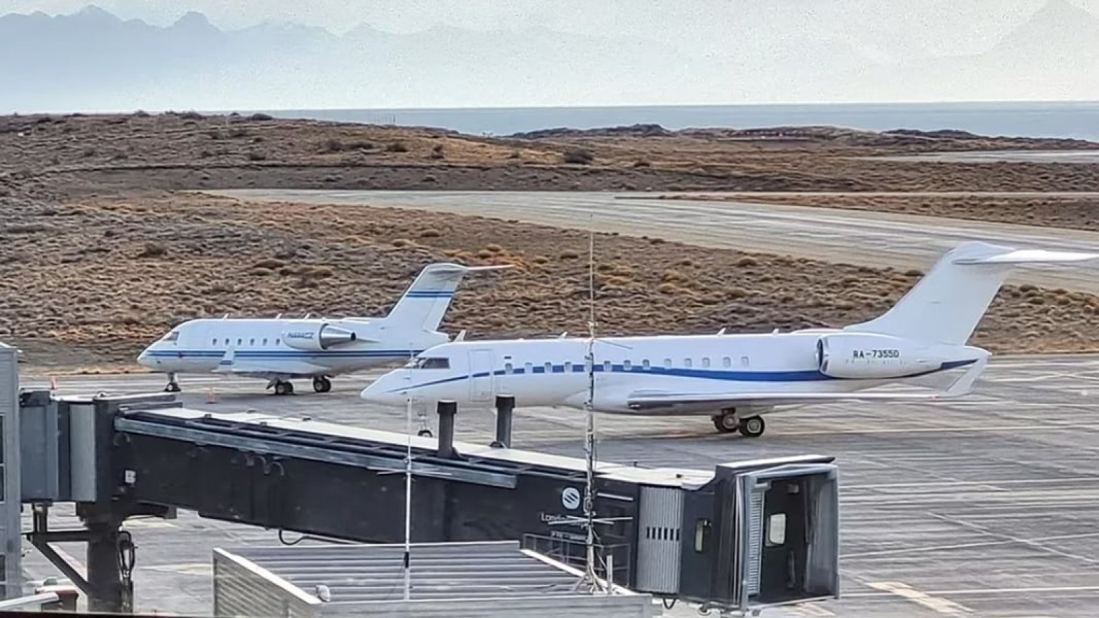 El aviòn de la polémica