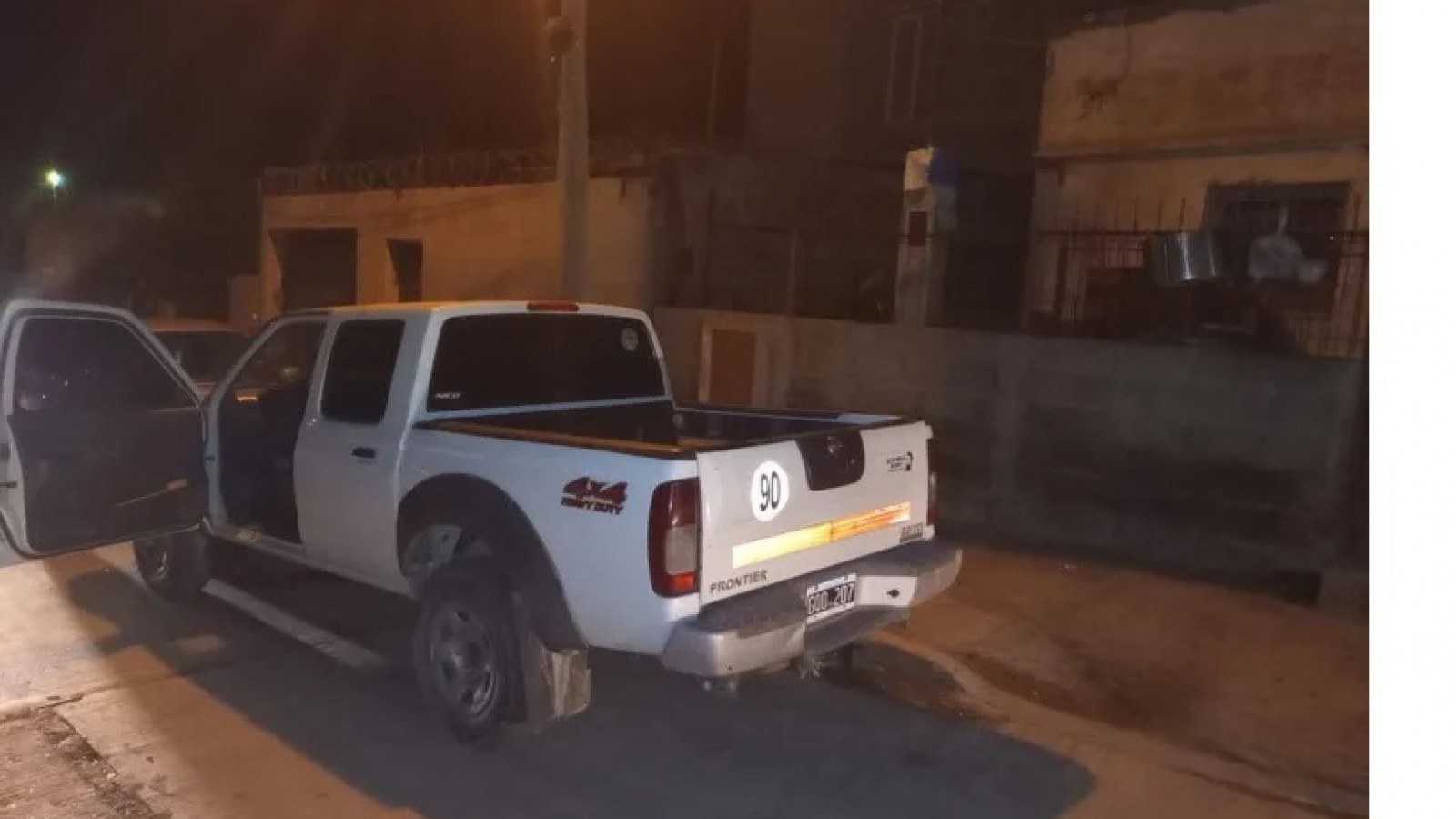 Conductor quedó detenido tras persecución 'de película'