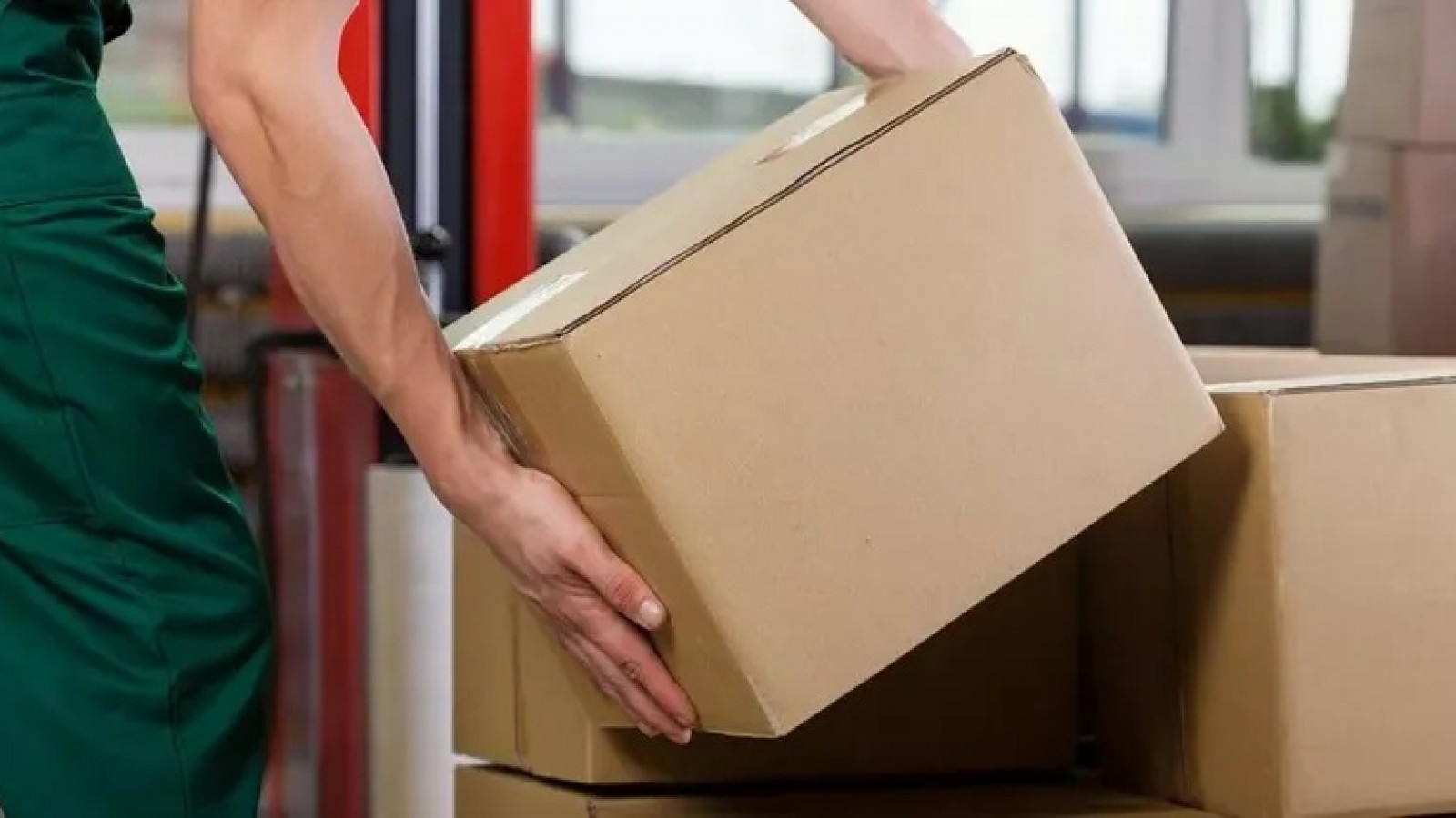 Mandaba cocaína y marihuana a El Calafate a nombre de su padre muerto