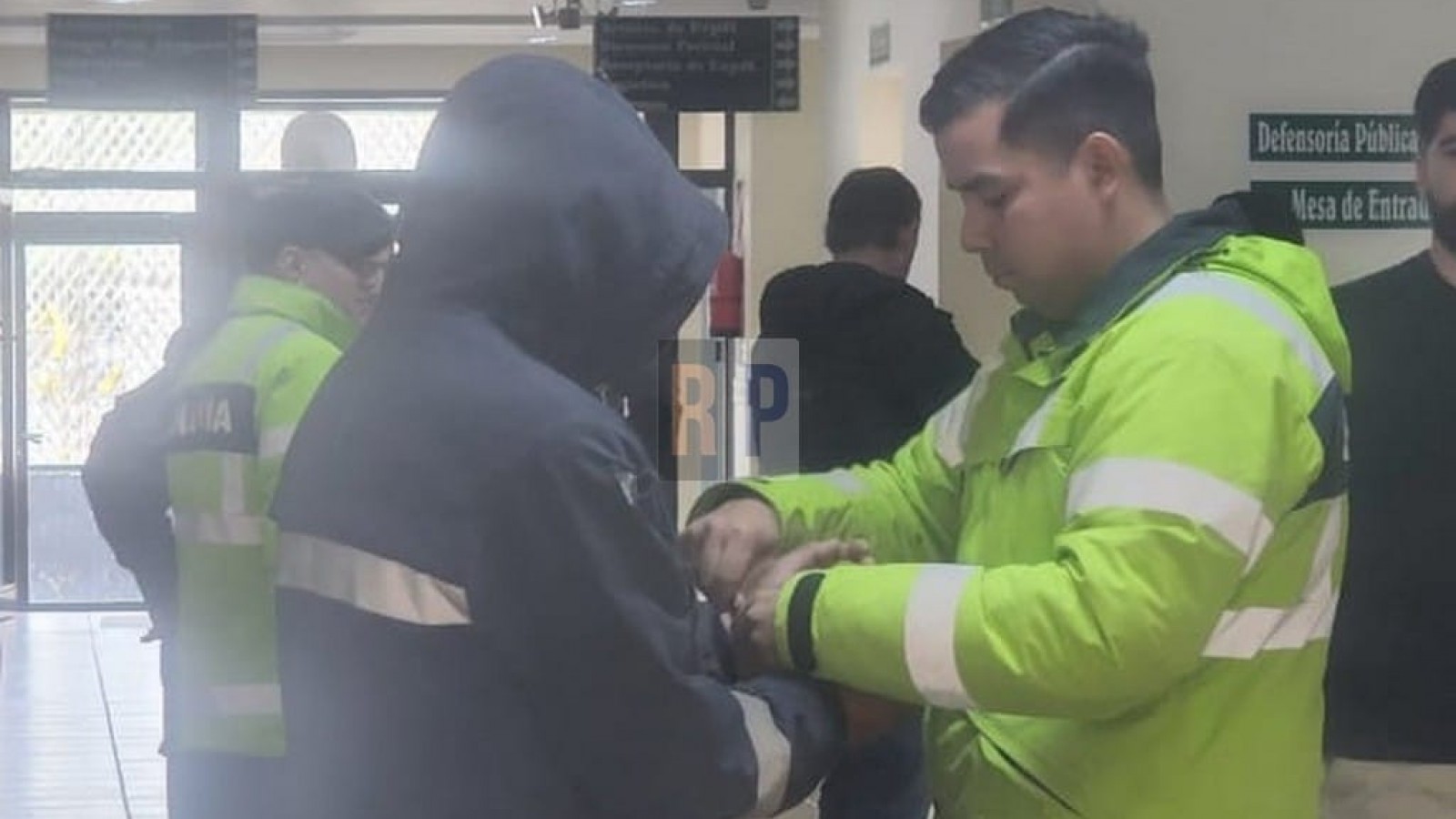 Dos condenas a sujetos que violaron prohibiciones de acercamiento a sus ex parejas