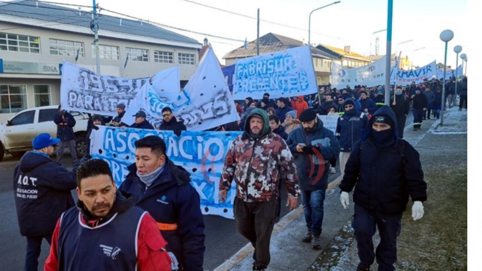 Tierra del Fuego: más de mil familias, expectantes ante la reunión de textiles con Nación