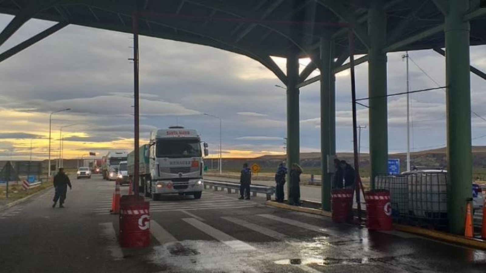 Fuen en el control de tránsito en el puesto