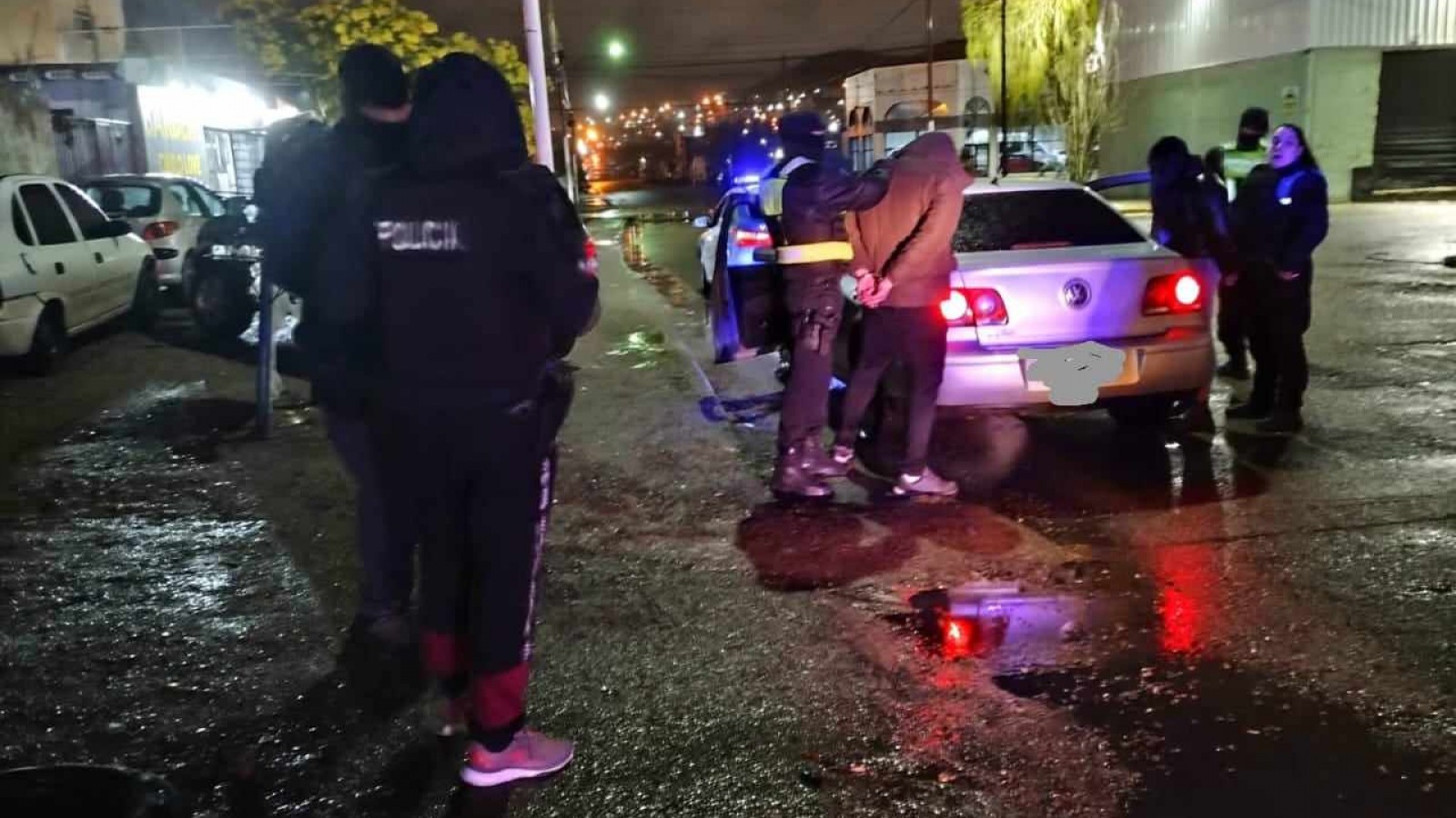 Detienen a sospechoso de amenazar a comerciante con arma de fuego en Caleta Olivia