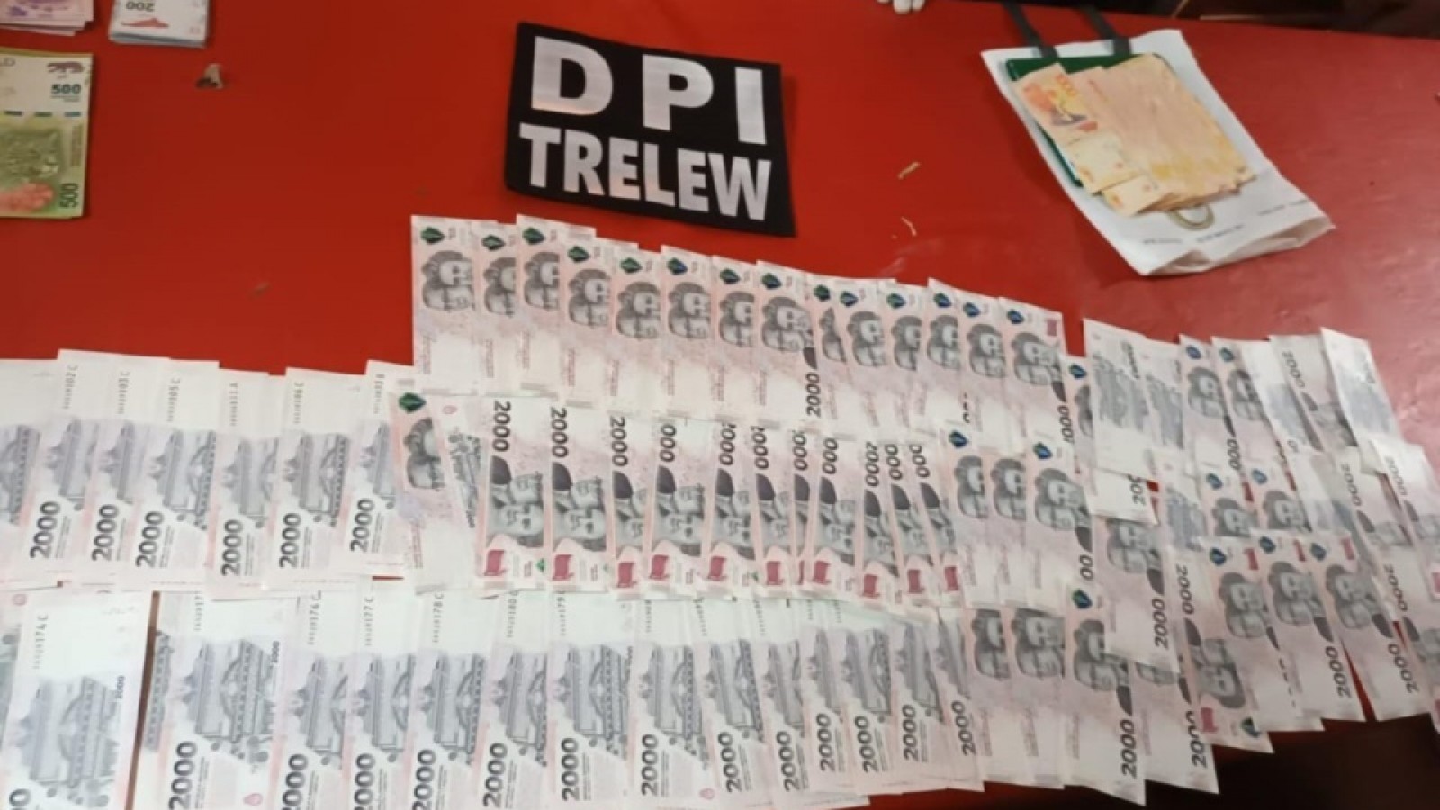 Incautan dinero y un vehículo relacionado a un hecho de robo agravado