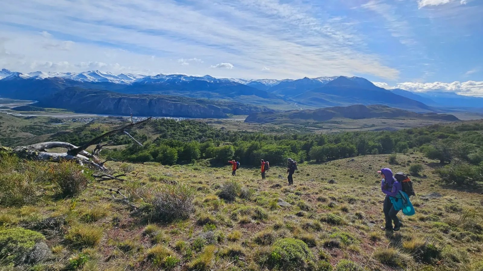 Continua la intensa búsqueda de la turista extranjera desaparecida en El Chaltén