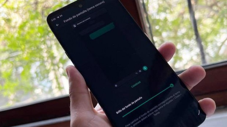 Whatsapp tiene modo súper oscuro