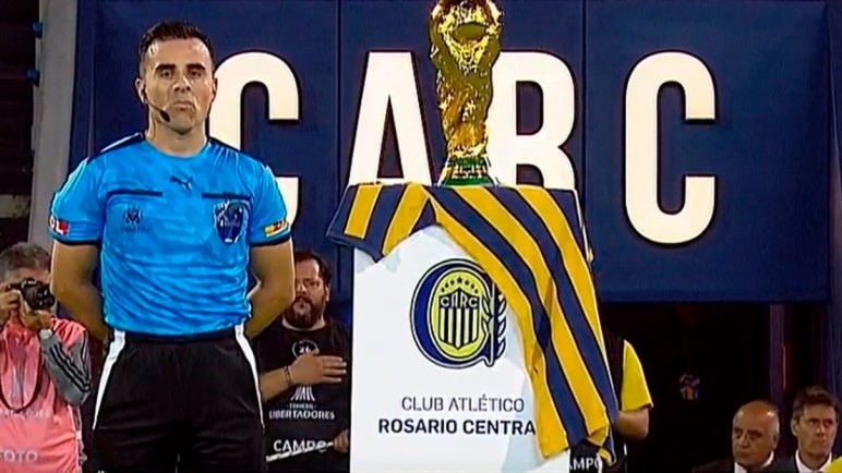 El homenaje a Menotti del club que lo vio nacer