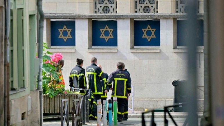 Francia: la Policía mata a un hombre armado que intentaba prender fuego a una sinagoga