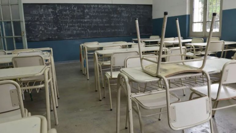ADOSAC confirmó paro y movilización docente para el miércoles 11 de febrero