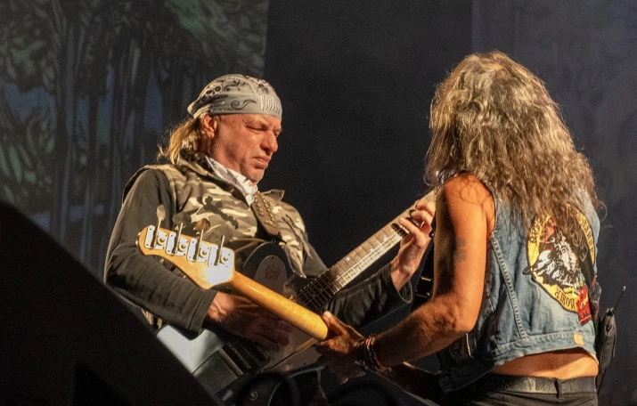 Chizzo y Teté, inoxidables