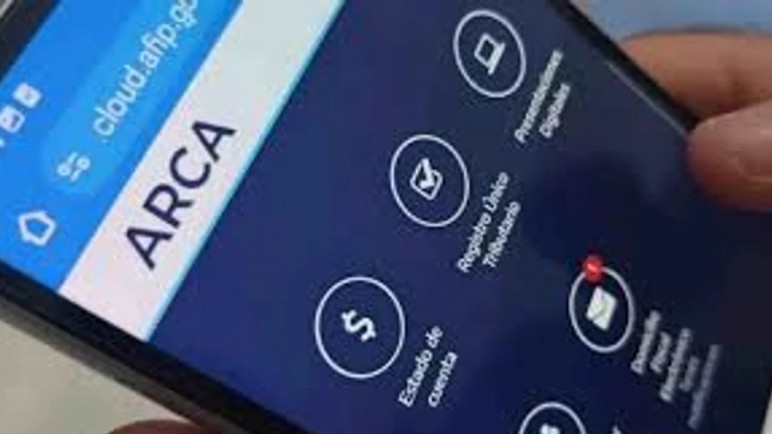 El "Gran Hermano" fiscal avanza: billeteras, dólares y criptomonedas bajo la lupa