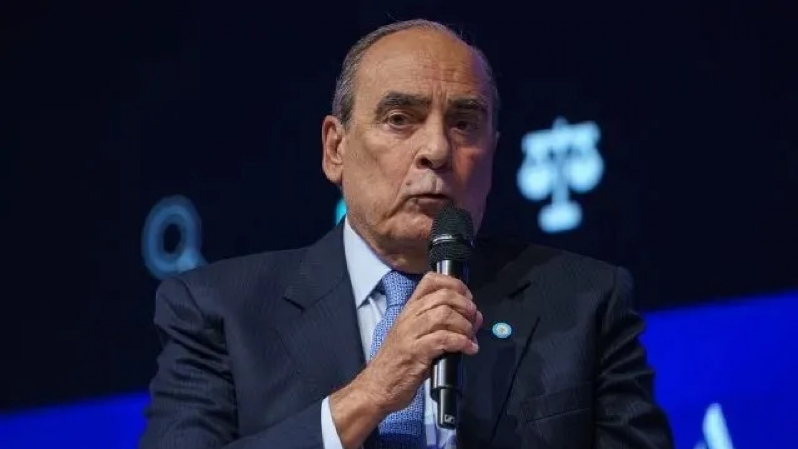 Guillermo Francos: "El Presidente no debió haber confiado en Spagnuolo"