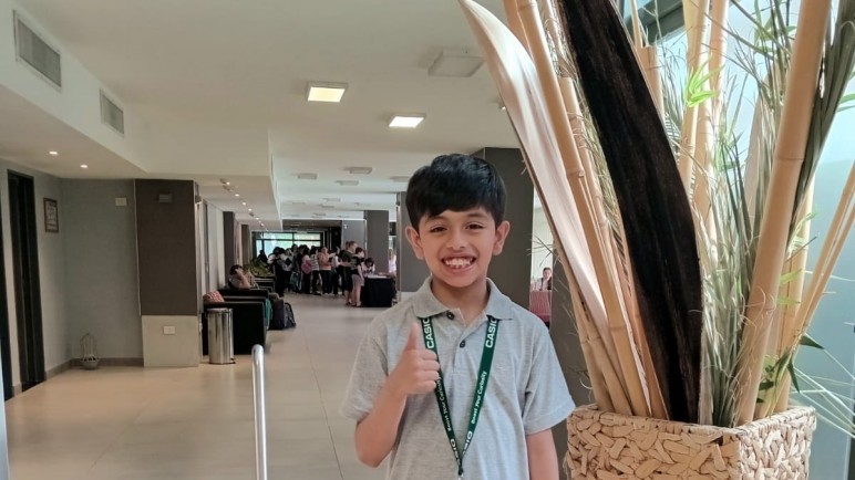 Benjamín Gareca representa a Santa Cruz en las Olimpiadas Matemáticas Nacionales