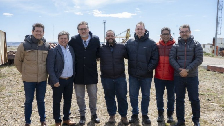 Hubo reunión de autoridades por el carbón de YCRT